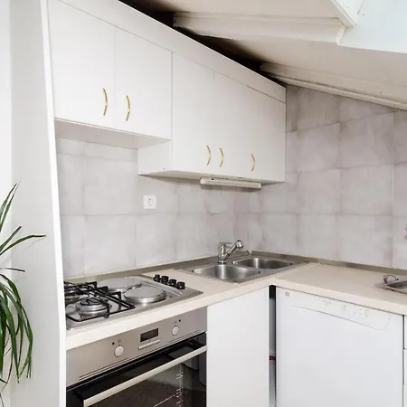Emma - Two Bedroom With Balcony And Sea View Apartment Dubrovnik